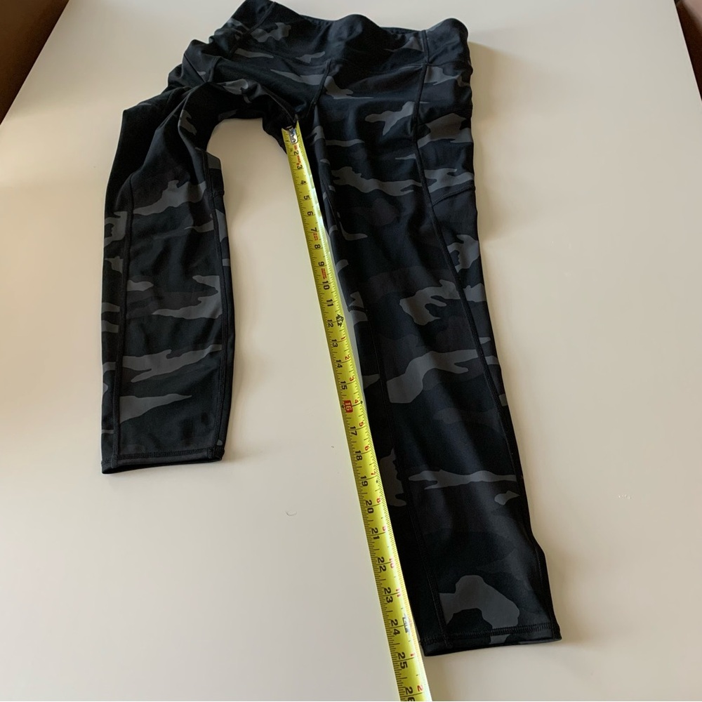 Athleta camo contender 7/8 tight size small - Picture 11 of 11